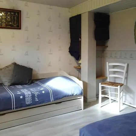 In With Sea Views, Cleaning Included
